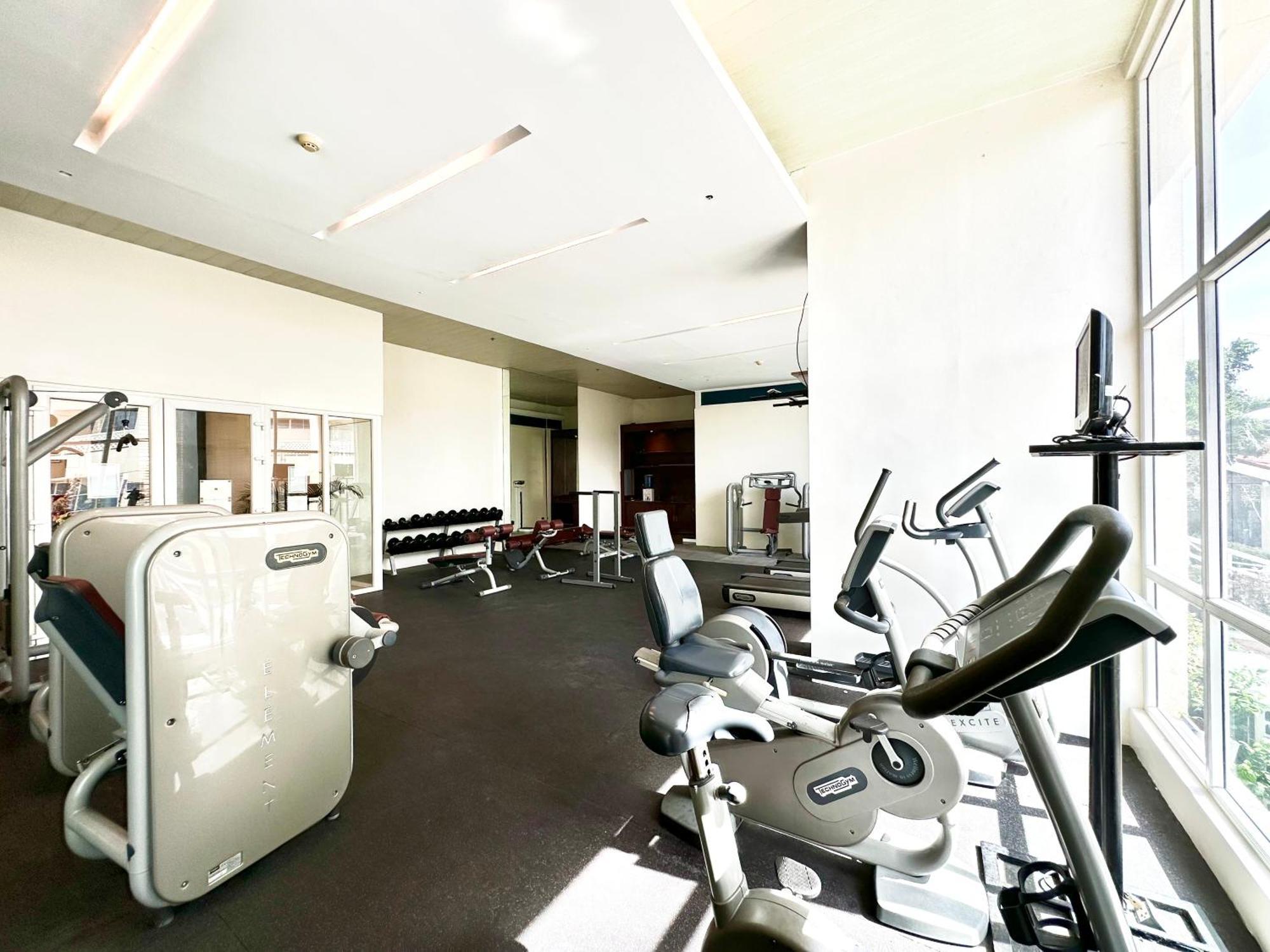 Sophisticated Oceanview Studio In La Mirada Apartman Lapu-Lapu City Kültér fotó